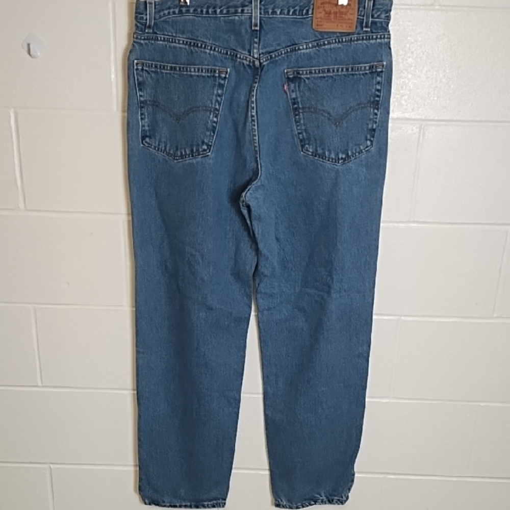Classic Levi's Men's 550 Relaxed Fit Denim 5 Pocket Jeans